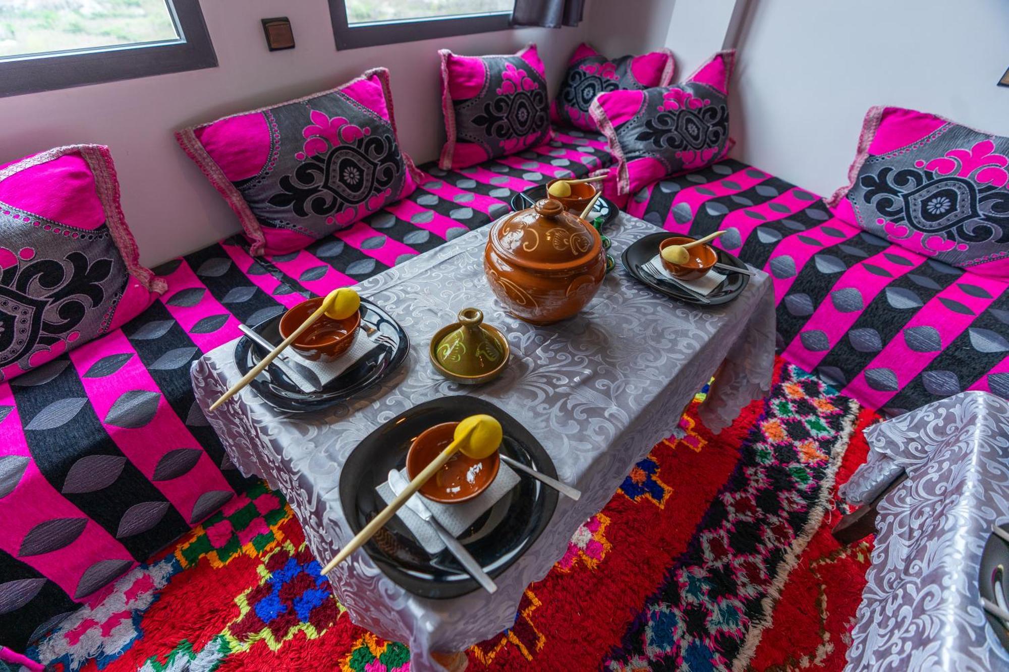 Le Reflet D'Imlil Bed & Breakfast Имлил Екстериор снимка